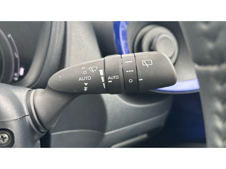 Toyota Aygo X 1.0 VVT-i Edge 5dr Auto Petrol Hatchback